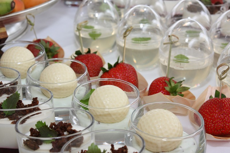 Golf & Tasting